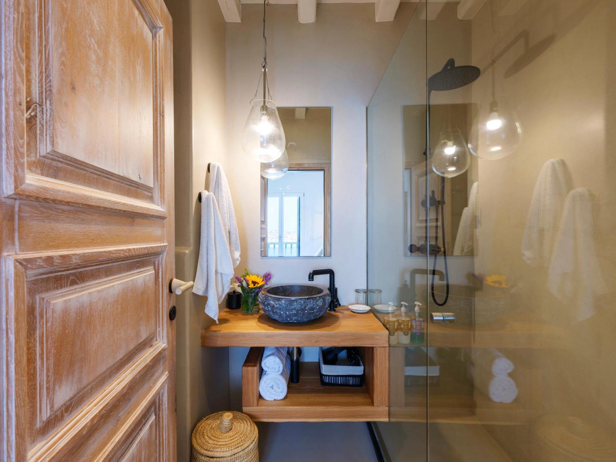 V&V Guest House - Luxury Suites Ornos  Exterior foto