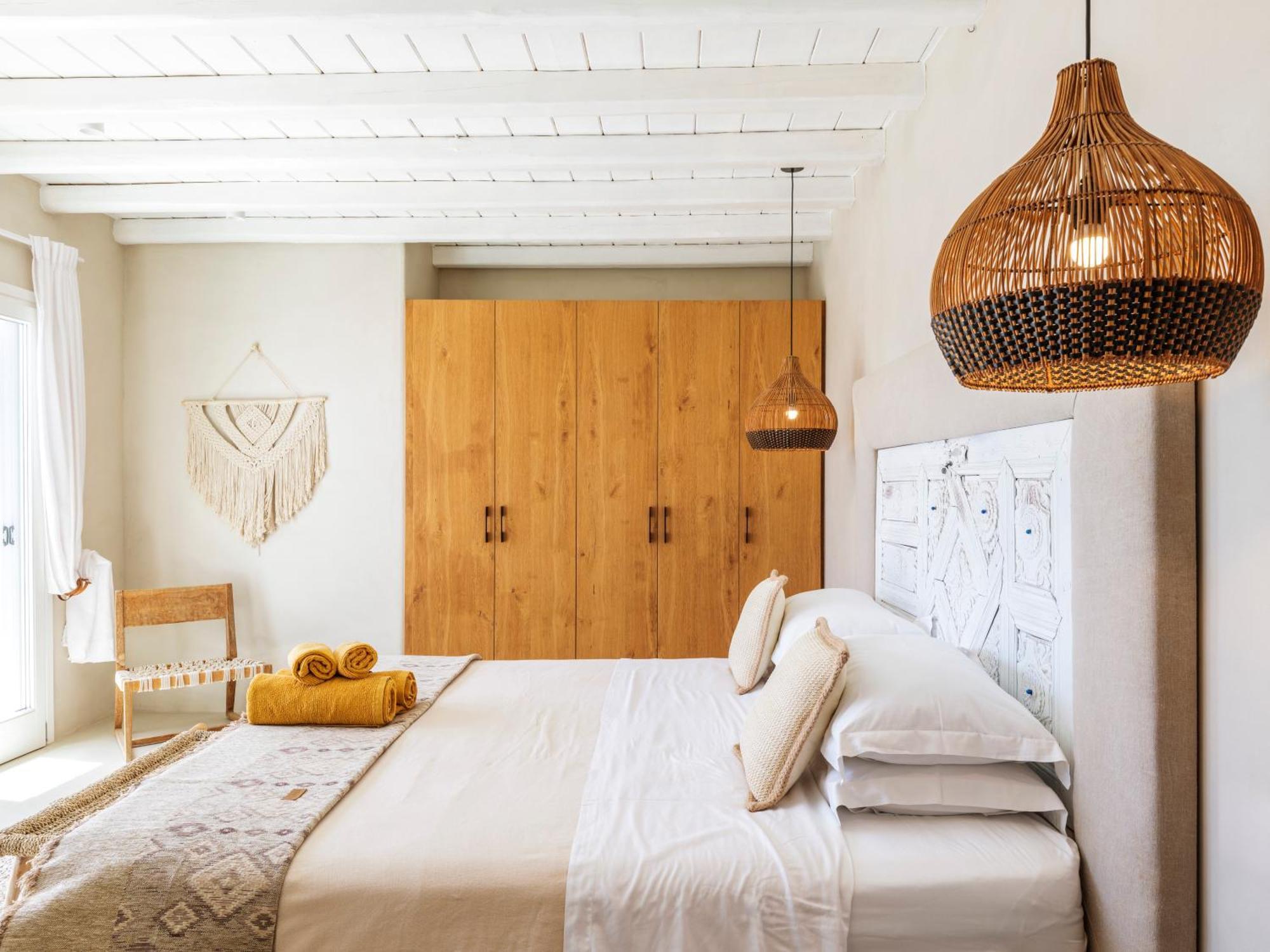 V&V Guest House - Luxury Suites Ornos  Exterior foto